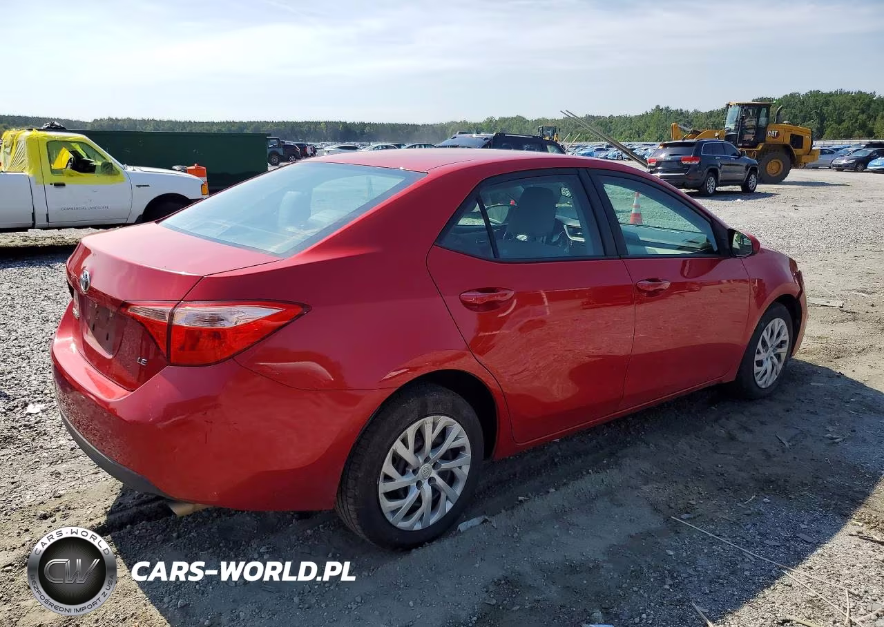 2017 Toyota Corolla Le VIN:2T1BURHE9HC859641 - 3