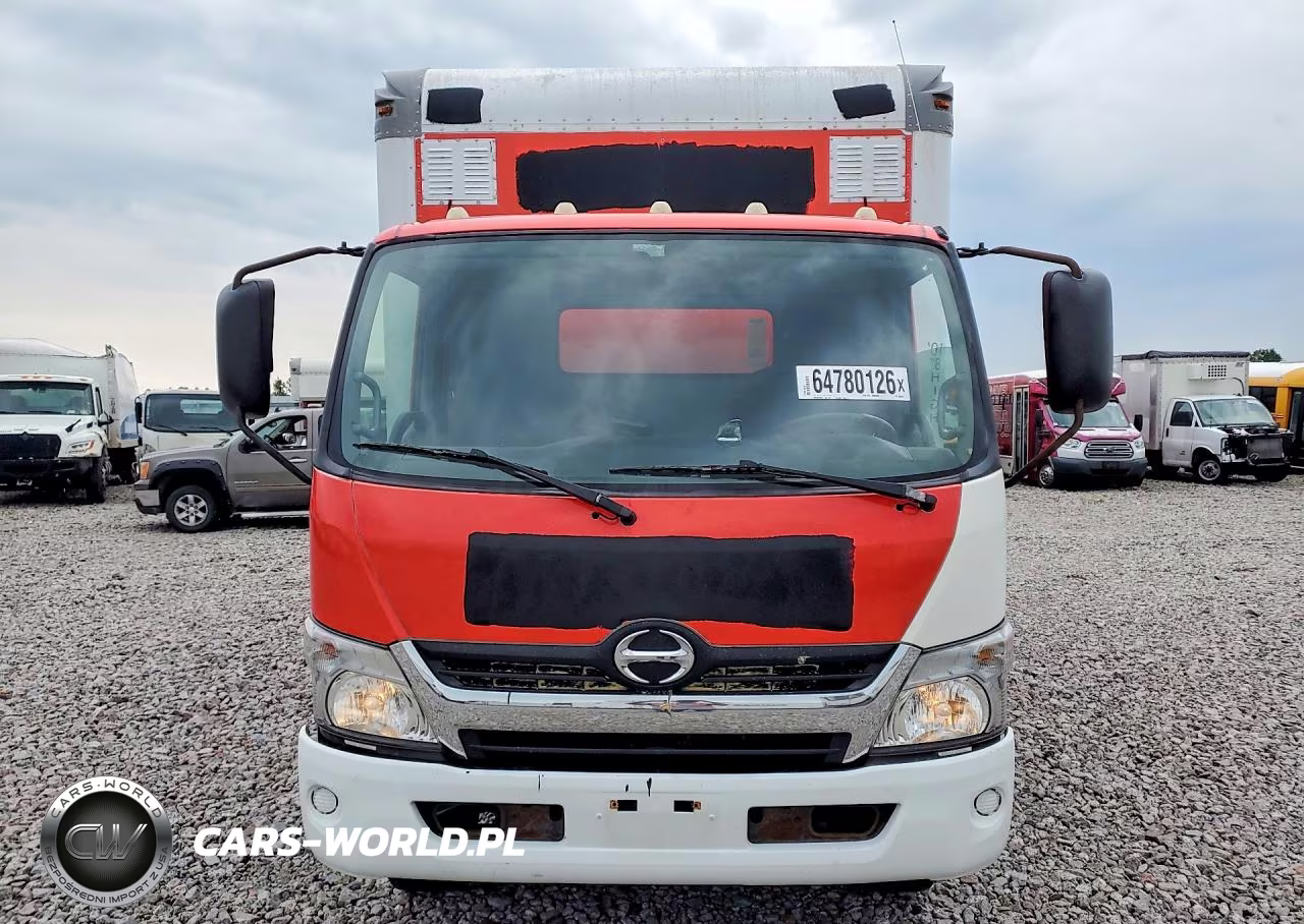 2017 Hino 195 Box Truck VIN:JHHSDM2H8HK005970 - 5