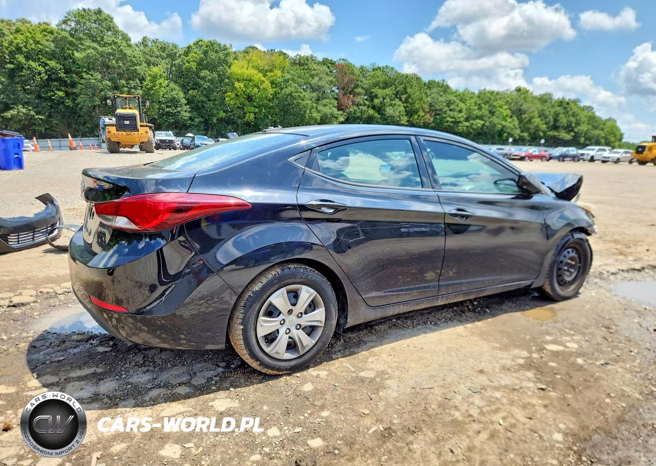 2016 Hyundai Elantra Se VIN:5NPDH4AE2GH753554 - 3