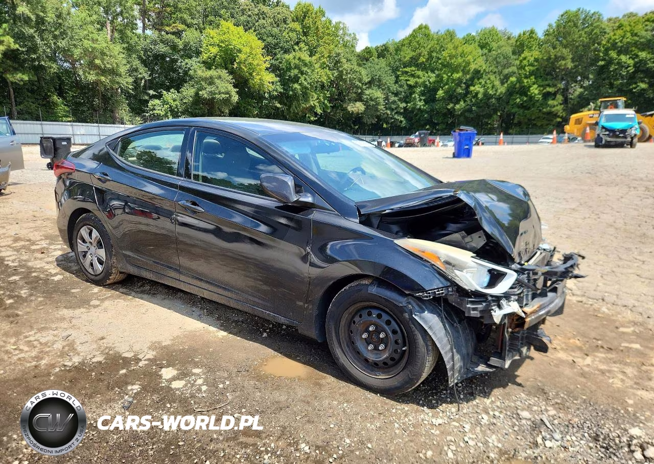2016 Hyundai Elantra Se VIN:5NPDH4AE2GH753554 - 4