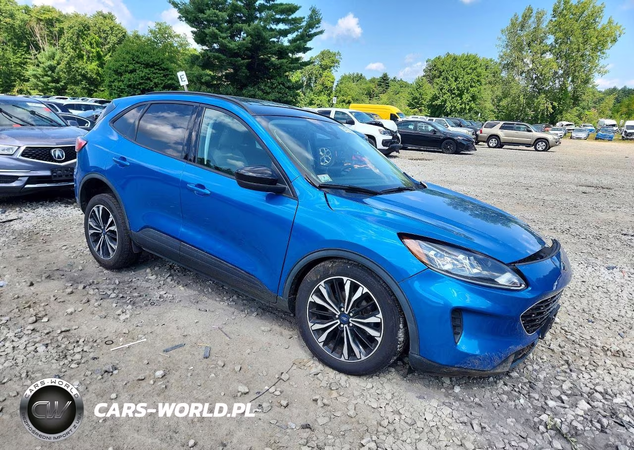 2021 Ford Escape Se VIN:1FMCU9G63MUA22083 - 4
