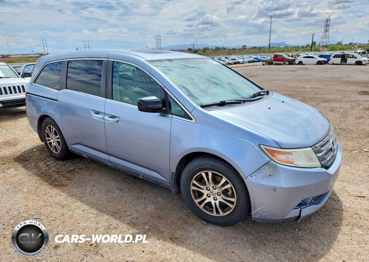 2013 Honda Odyssey Exl VIN:5FNRL5H63DB061791 - 4