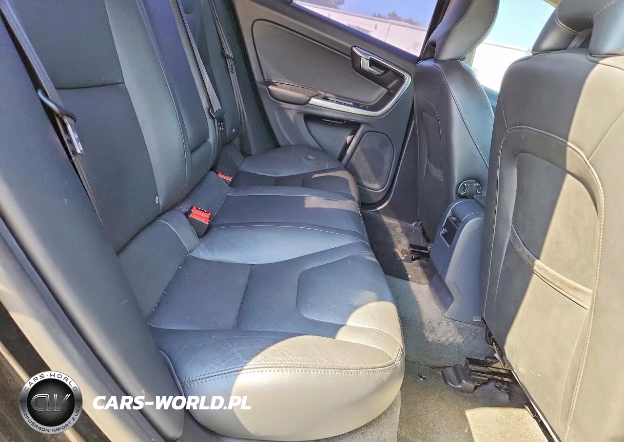 2015 Volvo S60 Premier+ VIN:YV126MFC8F1314444 - 10