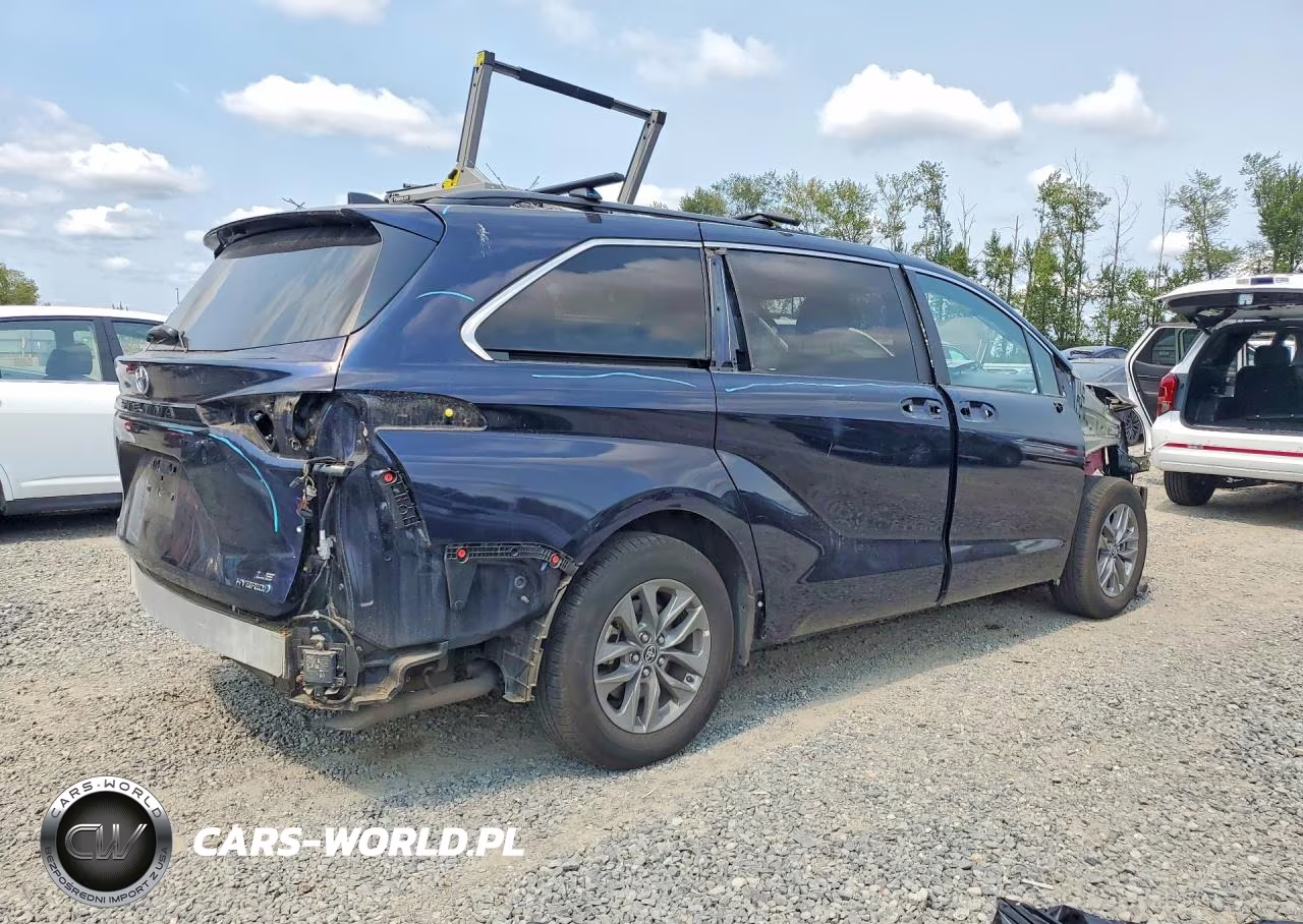 2024 Toyota Sienna Le VIN:5TDKSKFC1RS149981 - 3