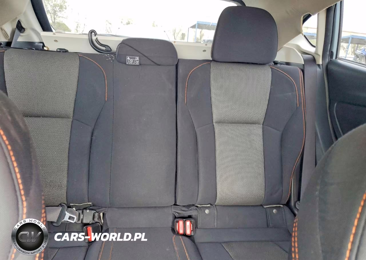 2018 Subaru Crosstrek Premium VIN:JF2GTABC4JH248288 - 10