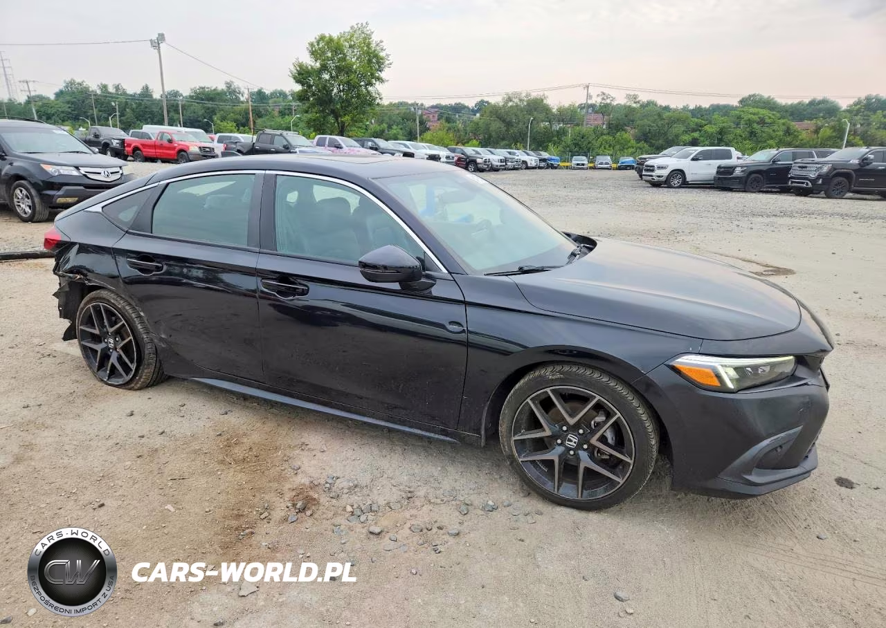 2024 Honda Civic Sport Touring VIN:19XFL1H84RE005076 - 4