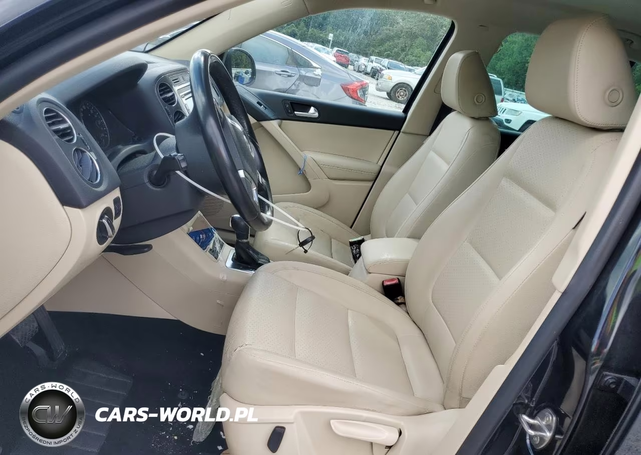 2013 Volkswagen Tiguan S VIN:WVGAV3AX1DW611818 - 7