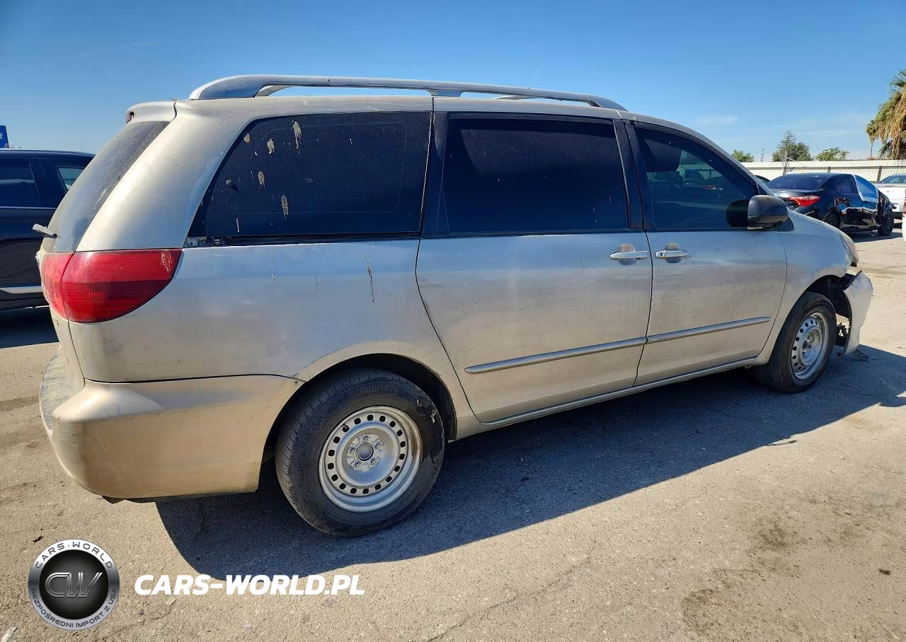 2004 Toyota Sienna Le 7 Passenger VIN:5TDZA23C14S121466 - 3