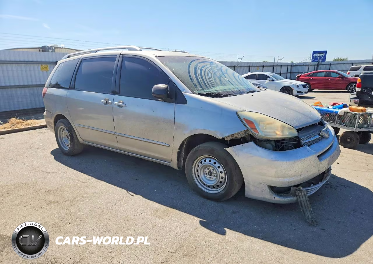 2004 Toyota Sienna Le 7 Passenger VIN:5TDZA23C14S121466 - 4