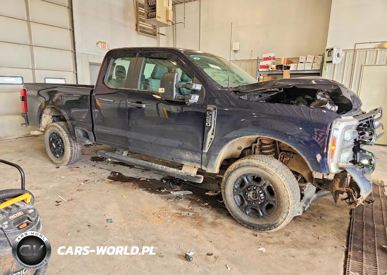 2024 Ford F250 Super Duty VIN:1FT8X2BA1REF11202 - 4