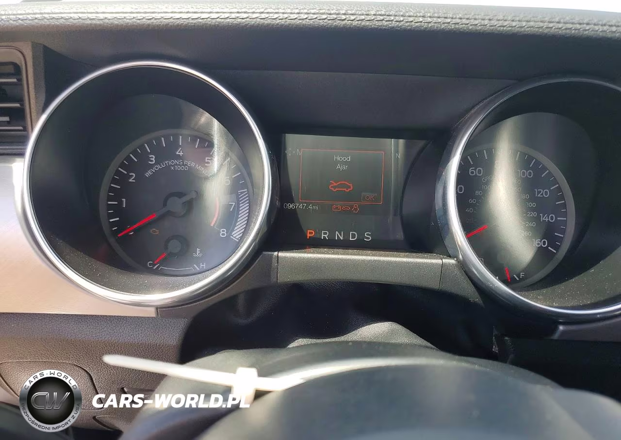 2020 Ford Mustang VIN:1FATP8UH6L5125962 - 9