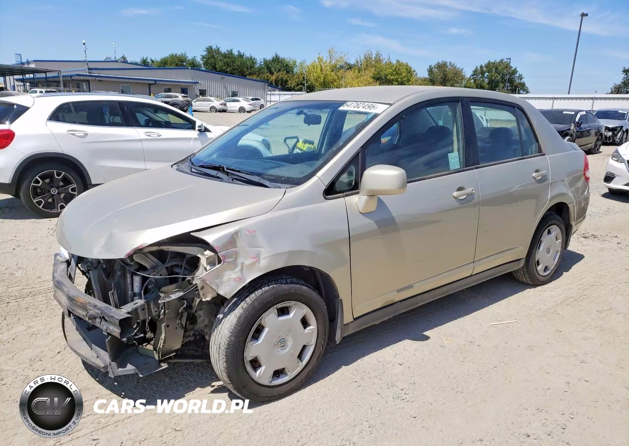 2009 Nissan Versa 1.8 S