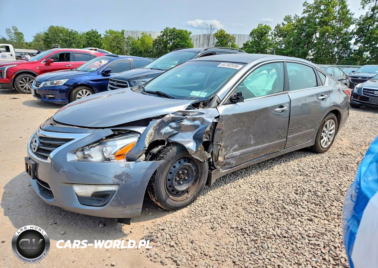 2015 Nissan Altima 2.5 S – zdjęcie 1 z 12
