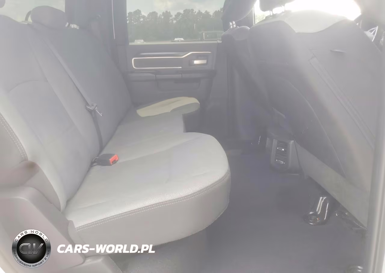 2021 Ram 2500 Big Horn VIN:3C6UR5DL3MG653214 - 10