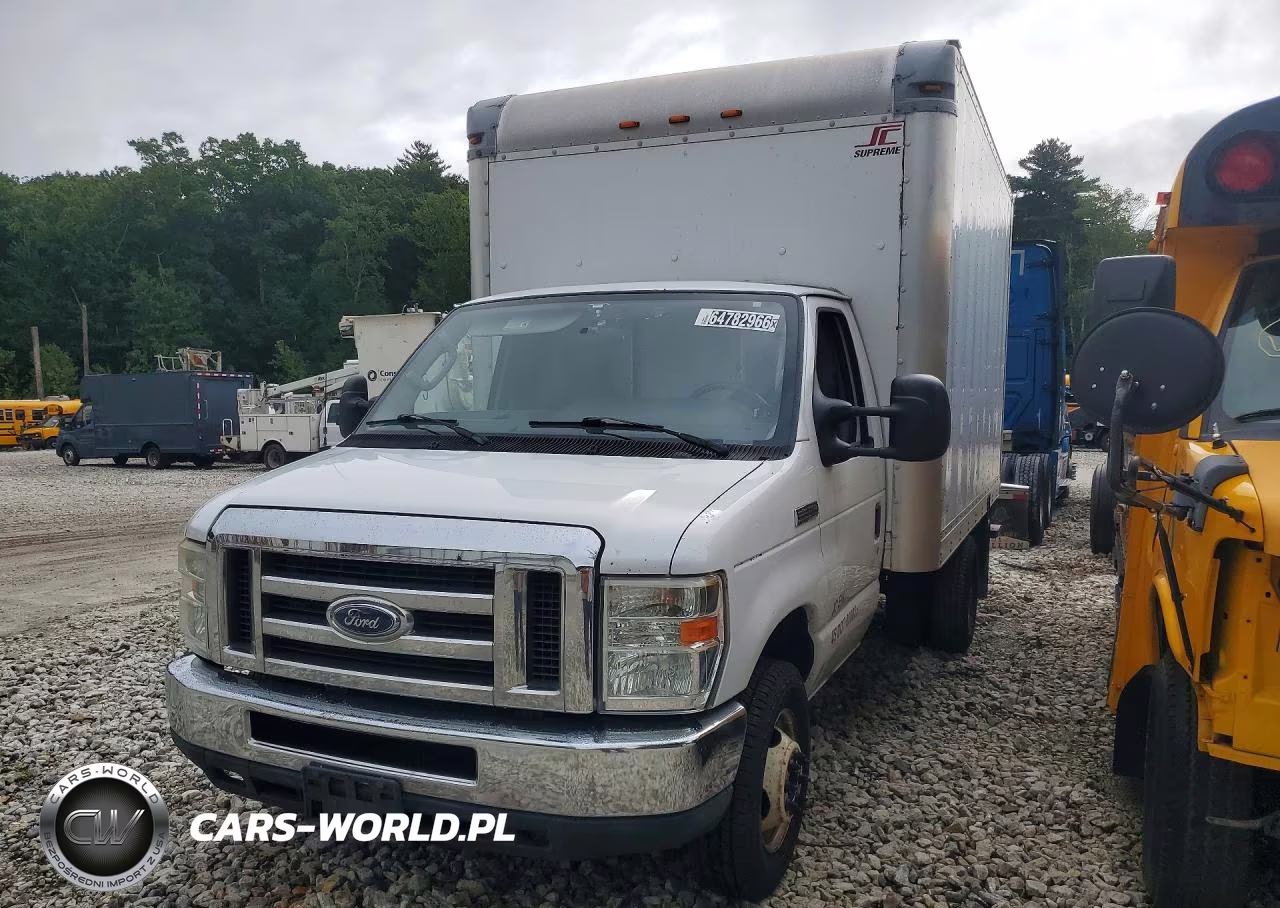 2013 Ford E350 Box Truck – zdjęcie 1 z 13