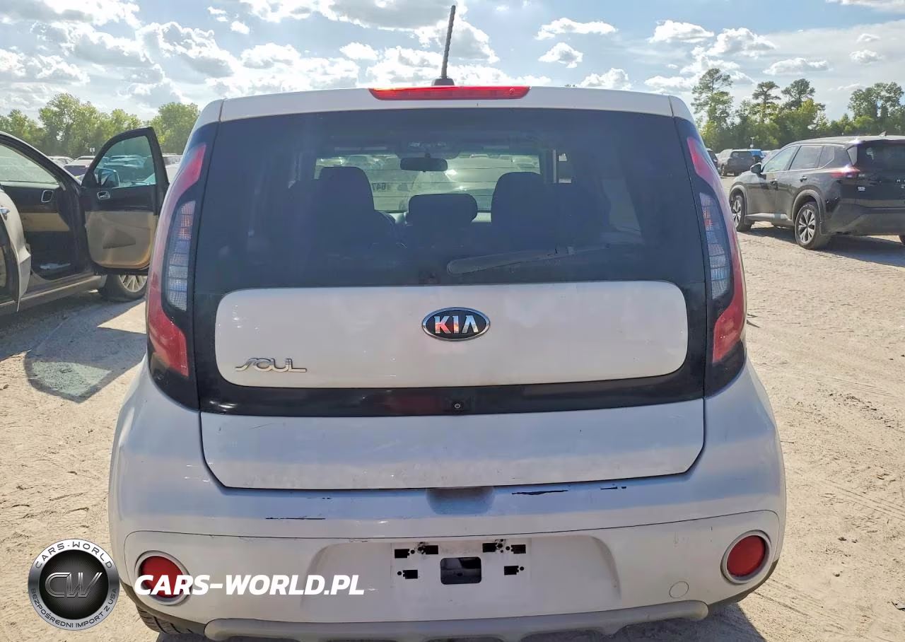2019 Kia Soul + VIN:KNDJP3A58K7679618 - 6
