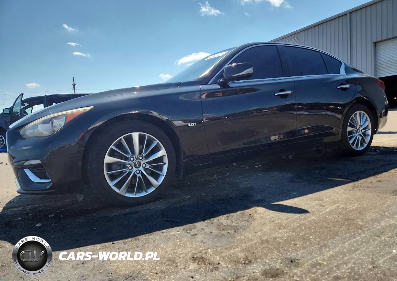 2018 INFINITI Q50 3.0T LUXE – zdjęcie 1 z 12