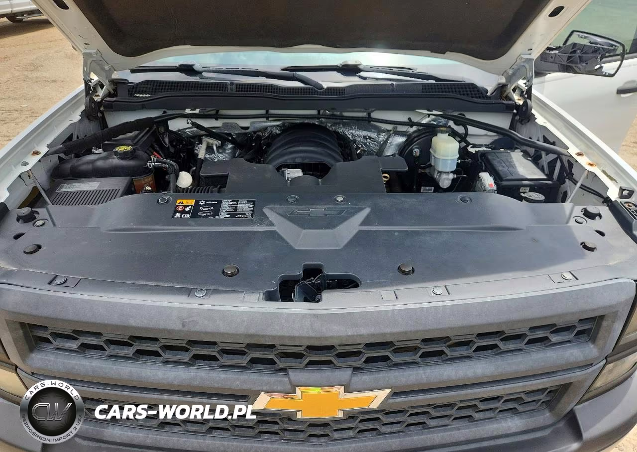 2014 Chevrolet Silverado K1500 VIN:3GCUKPEC8EG392509 - 11