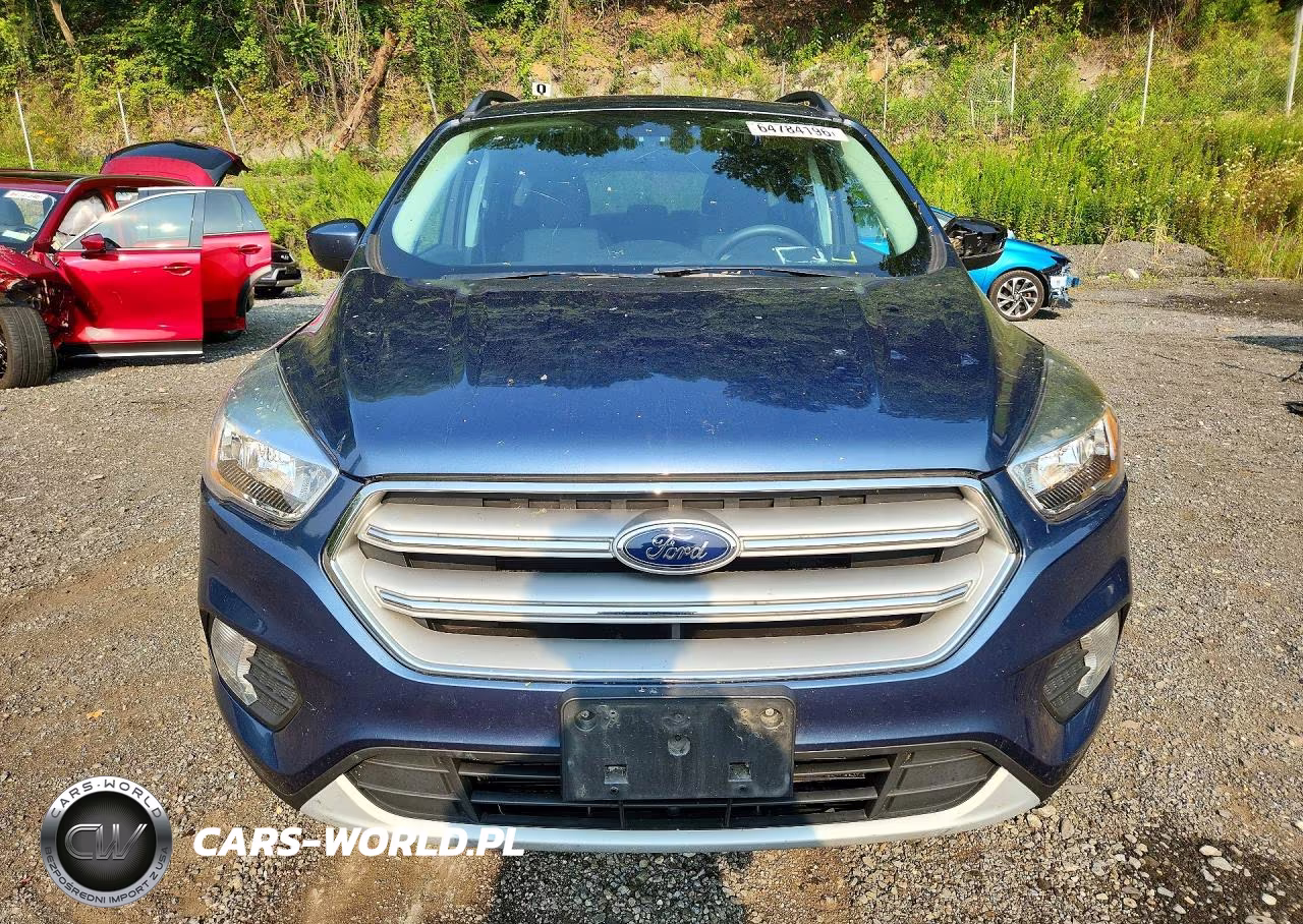 2018 Ford Escape Se VIN:1FMCU9GD8JUC61719 - 5