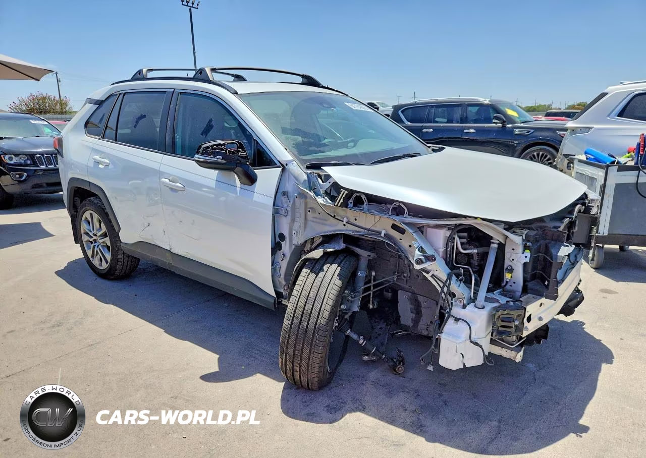 2023 Toyota Rav4 Xle Premium VIN:2T3C1RFV5PW280859 - 4