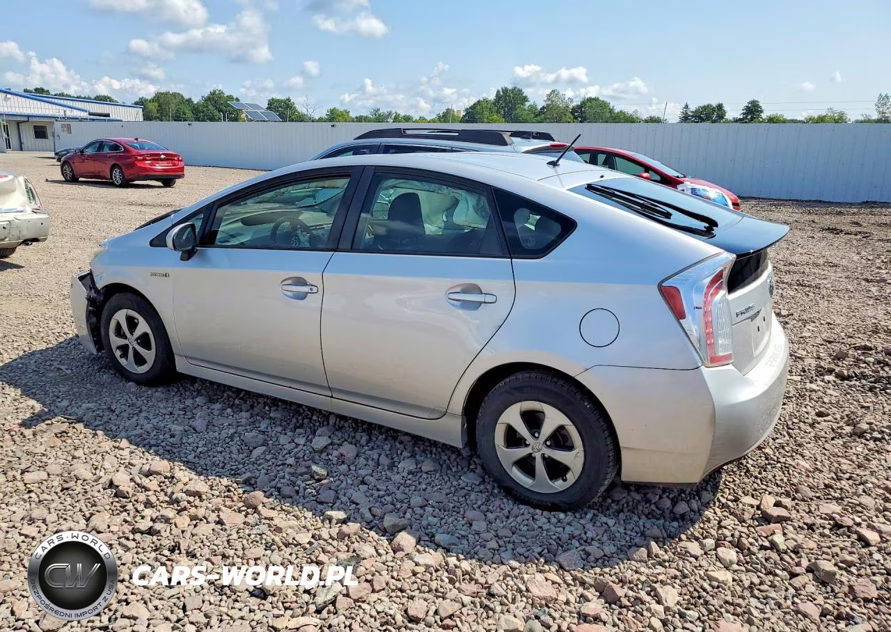2013 Toyota Prius Two VIN:JTDKN3DU5D5654350 - 2