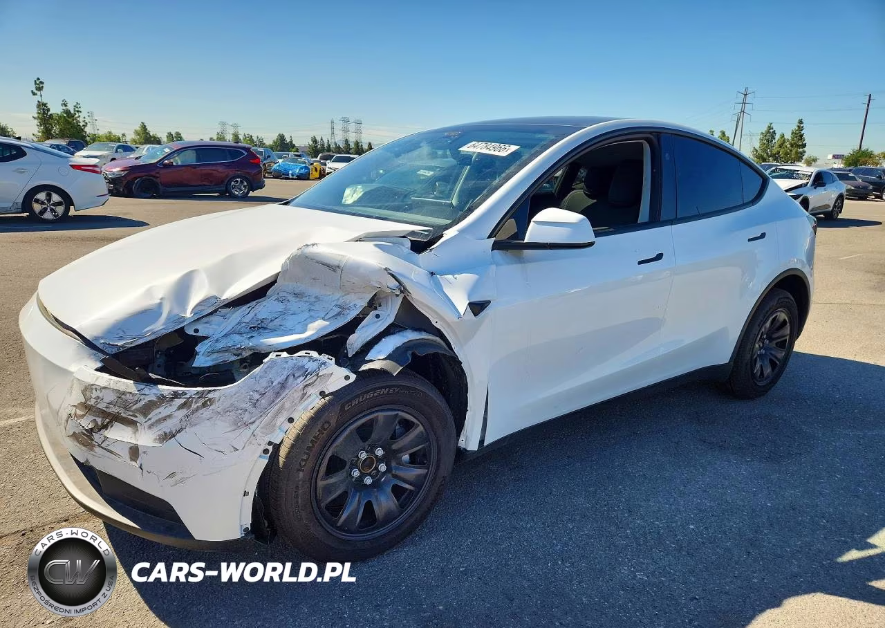 2026 Tesla Model Y VIN:7SAYGDED1TA604387 - 1