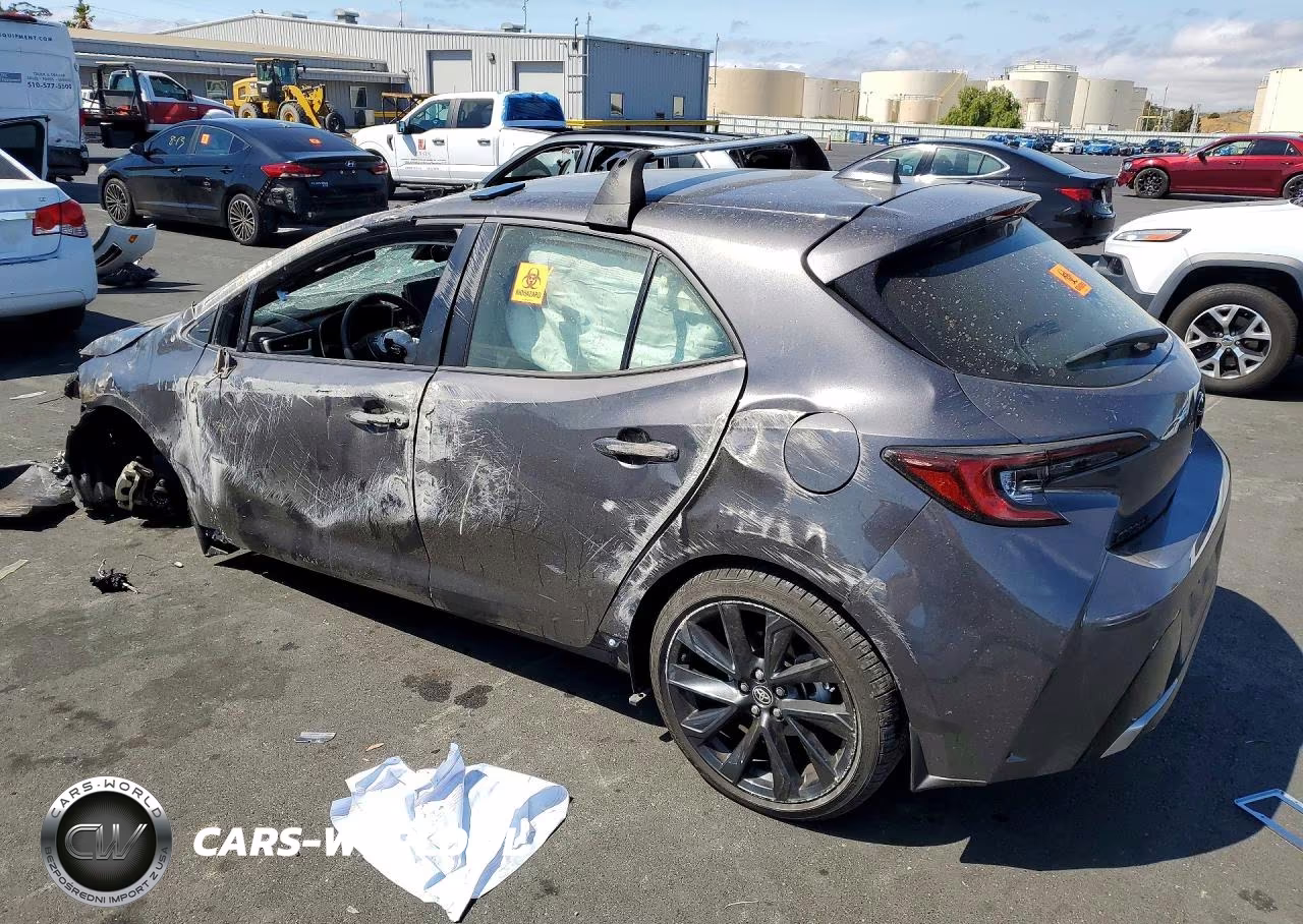 2025 Toyota Corolla Xse VIN:JTNC4MBE9S3244910 - 2