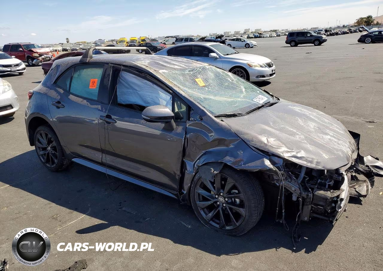 2025 Toyota Corolla Xse VIN:JTNC4MBE9S3244910 - 4