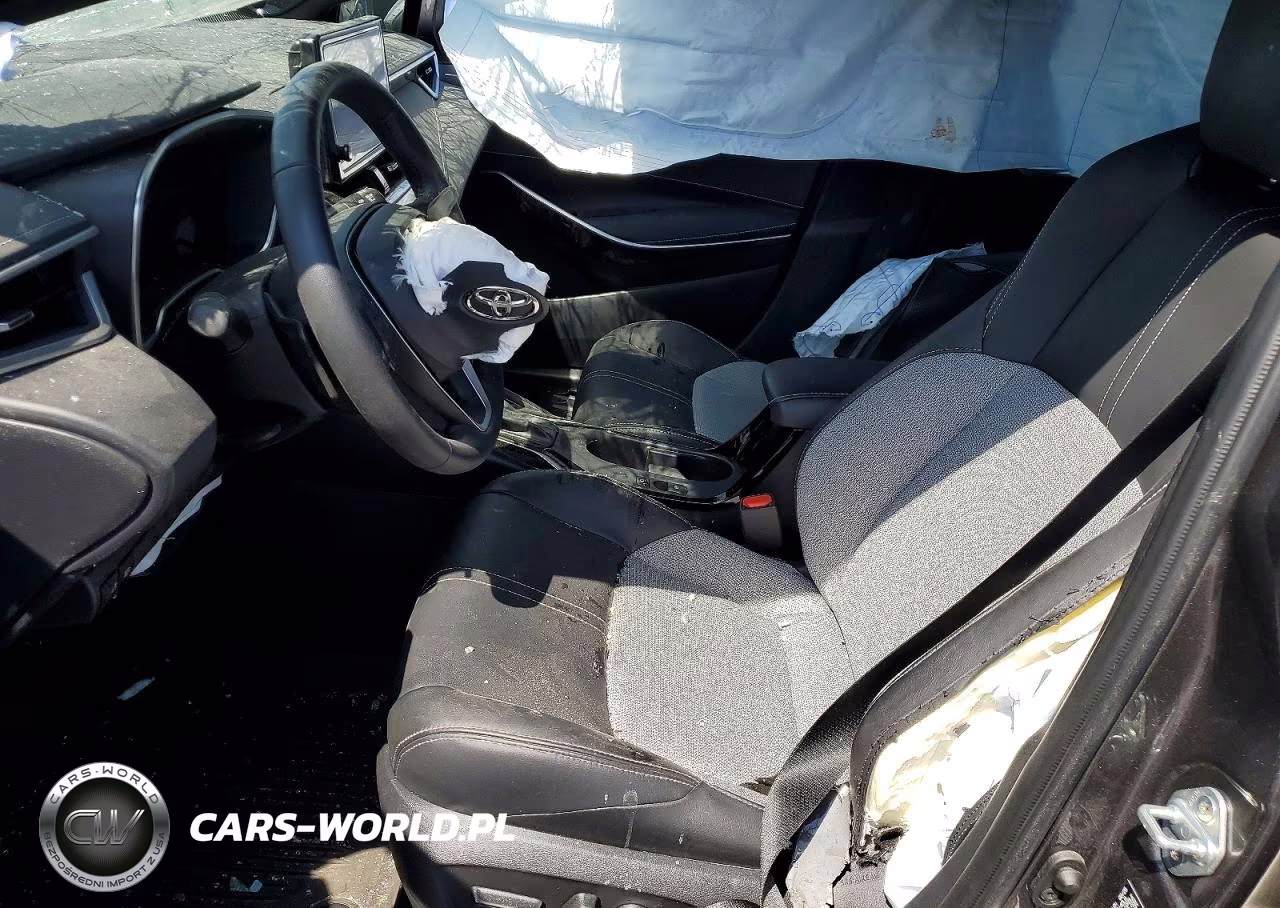 2025 Toyota Corolla Xse VIN:JTNC4MBE9S3244910 - 7