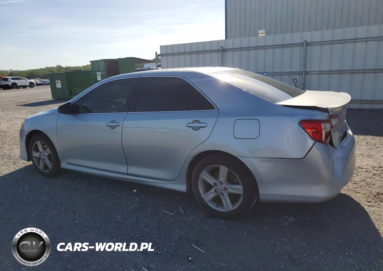 TOYOTA CAMRY BASE VIN:4T1BF1FK7CU122644 - 2