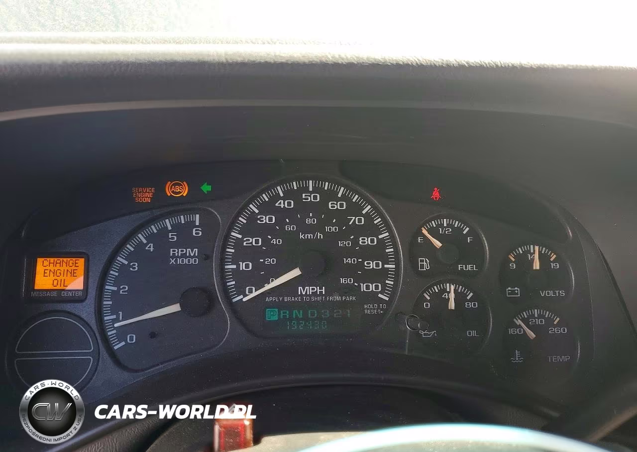 2001 Chevrolet Tahoe C1500 VIN:1GNEC13T31R207527 - 9