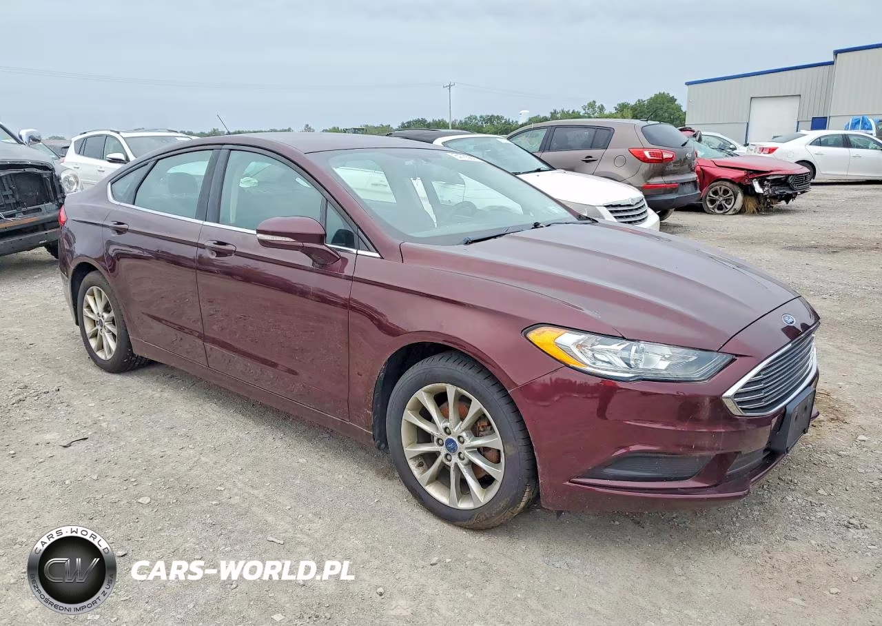 2017 Ford Fusion Se VIN:3FA6P0HD5HR128832 - 4