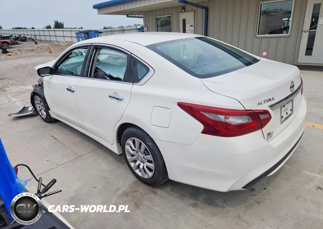 2018 Nissan Altima 2.5 S VIN:1N4AL3AP5JC214769 - 2