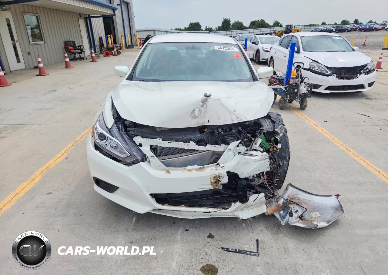 2018 Nissan Altima 2.5 S VIN:1N4AL3AP5JC214769 - 5