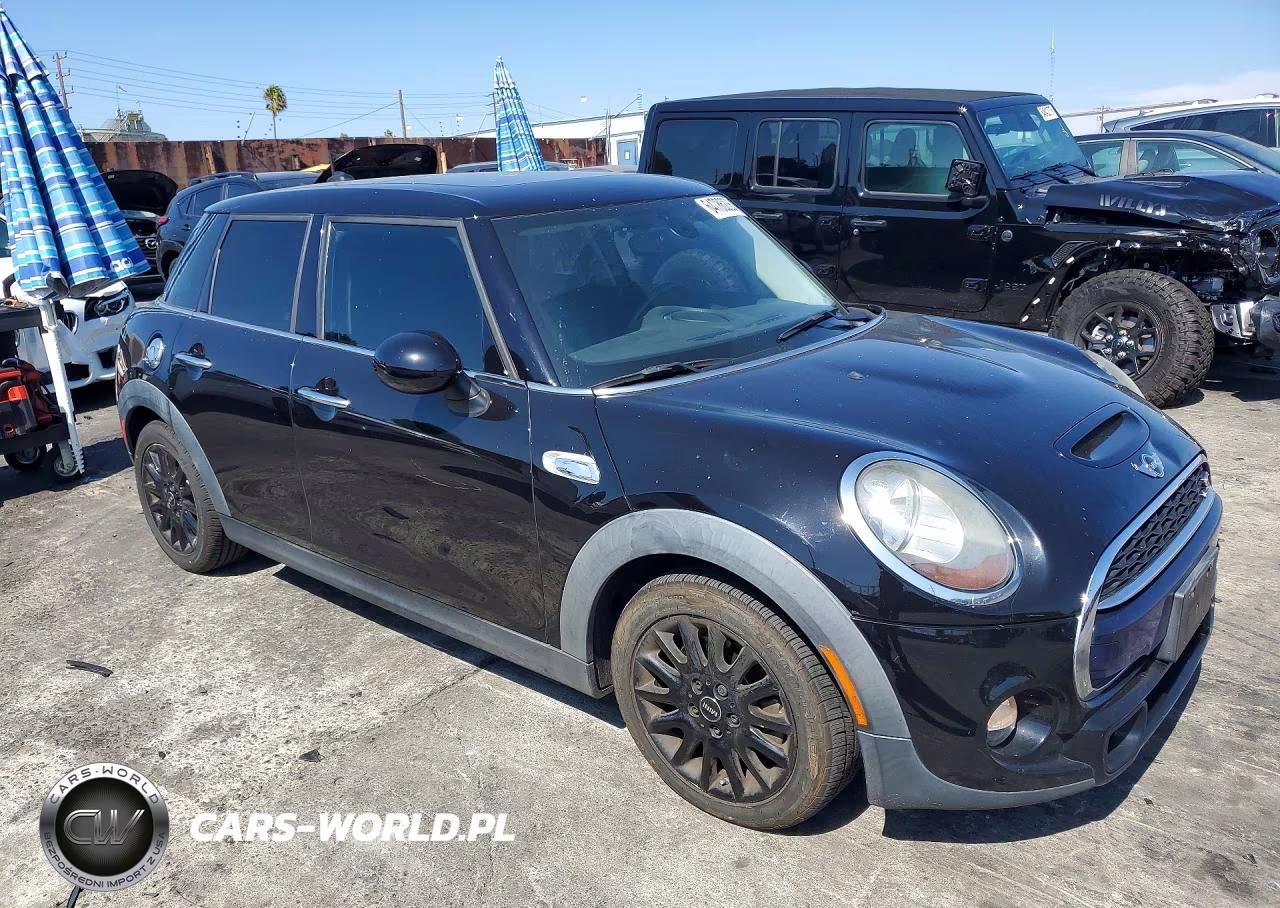2017 Mini Cooper S VIN:WMWXU3C3XH2F49084 - 4
