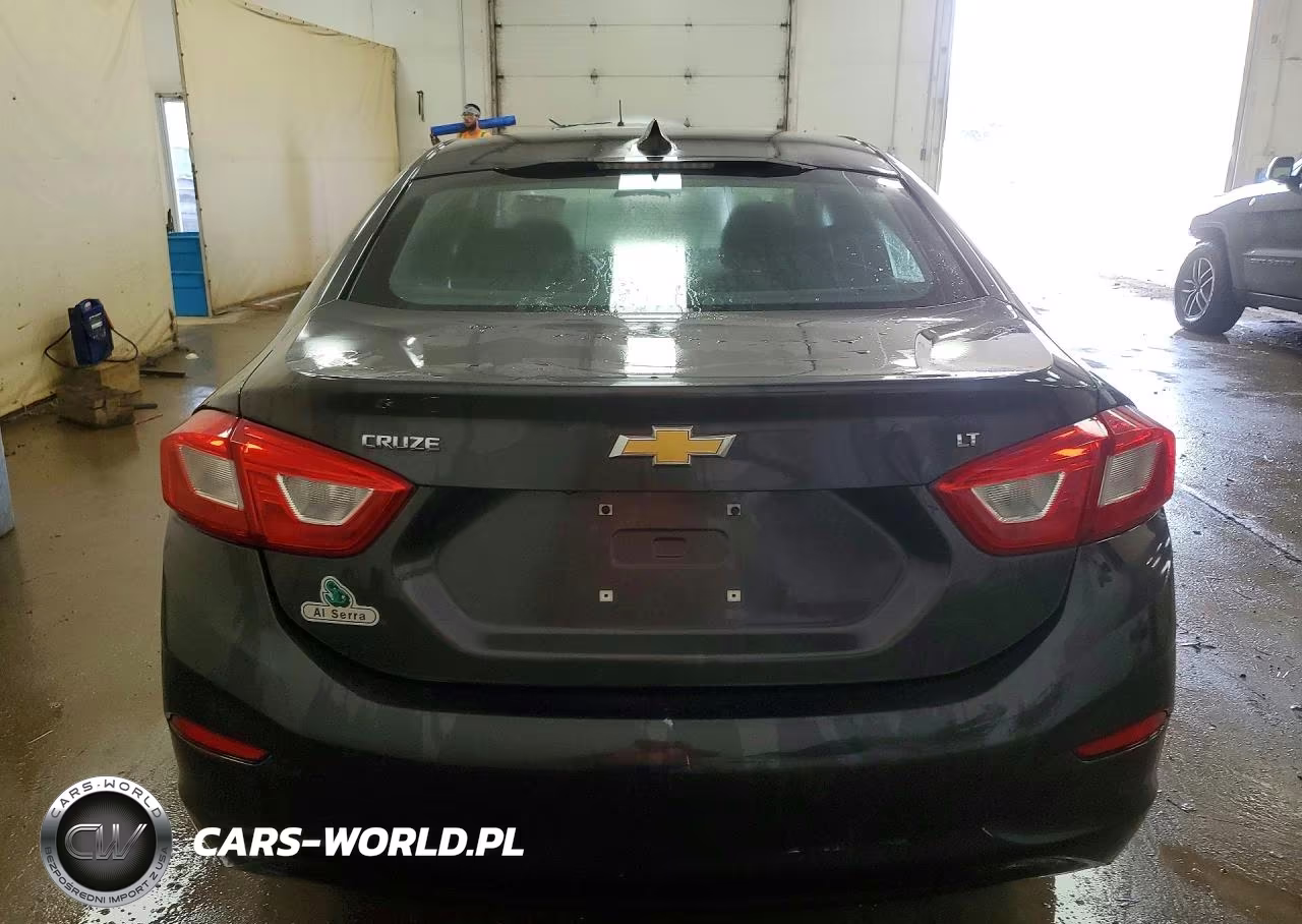 2017 Chevrolet Cruze Lt VIN:1G1BE5SM2H7199913 - 6