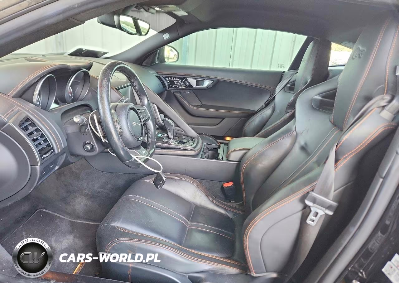 2016 Jaguar F-Type R VIN:SAJWJ6DLXGMK29689 - 7