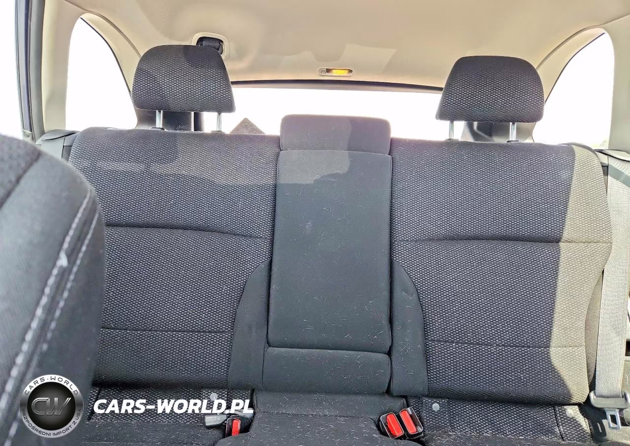 2018 Subaru Outback 2.5I Premium VIN:4S4BSAHCXJ3294493 - 10