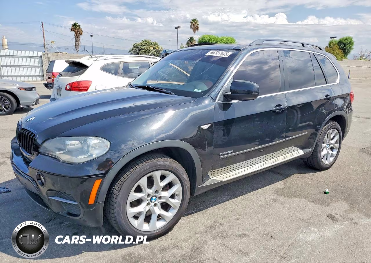 2013 BMW X5 xDrive35I – zdjęcie 1 z 13