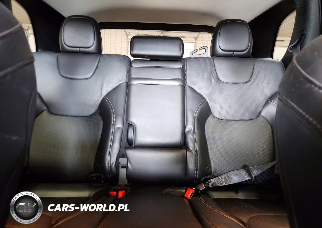 2019 Jeep Cherokee Limited VIN:1C4PJMDX8KD342639 - 10