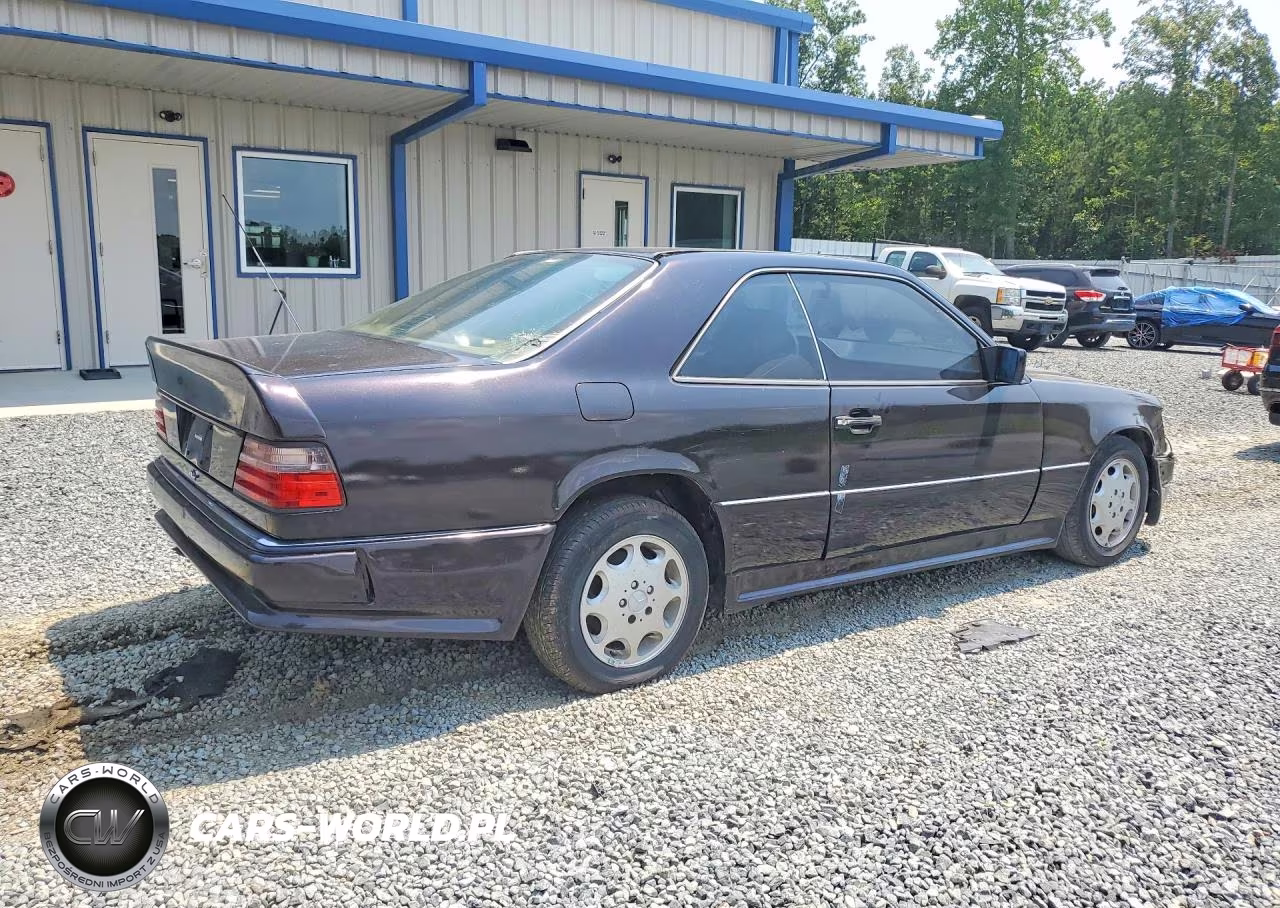 1993 Mercedes-Benz 300 Ce VIN:WDBEA52E7PB993468 - 3