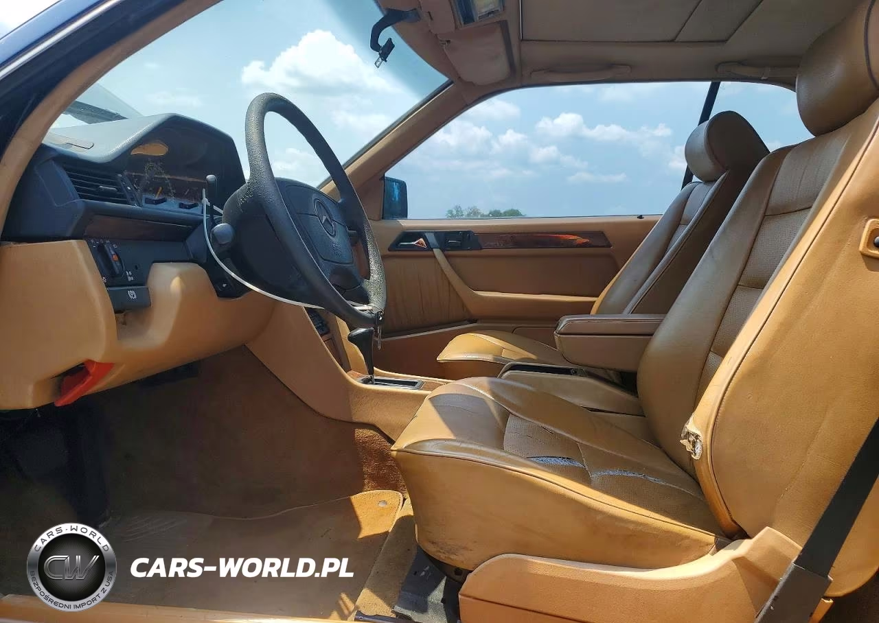 1993 Mercedes-Benz 300 Ce VIN:WDBEA52E7PB993468 - 7