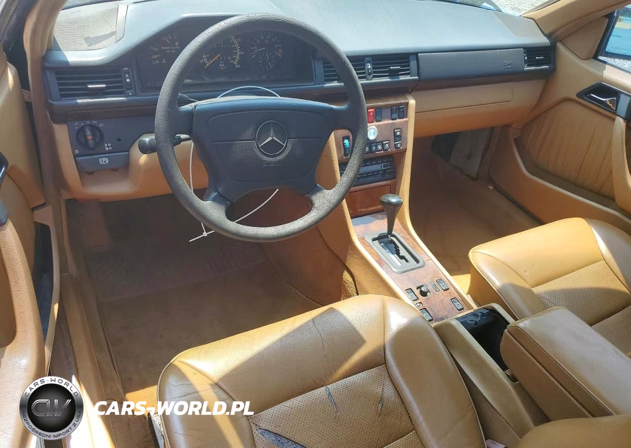 1993 Mercedes-Benz 300 Ce VIN:WDBEA52E7PB993468 - 8