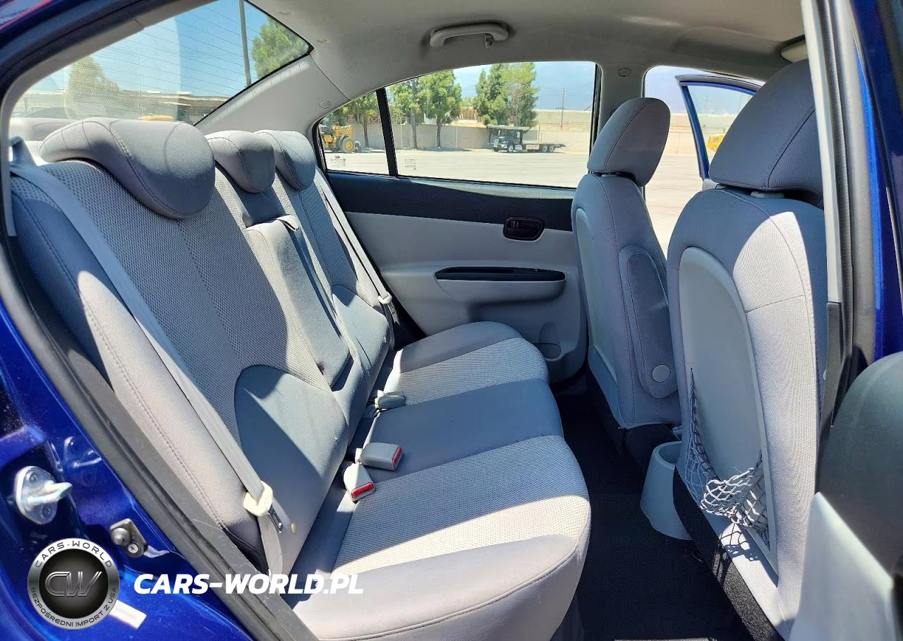 2011 Hyundai Accent Gls VIN:KMHCN4AC1BU606218 - 10