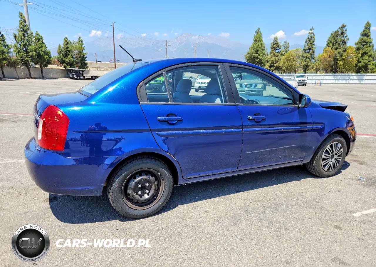2011 Hyundai Accent Gls VIN:KMHCN4AC1BU606218 - 3