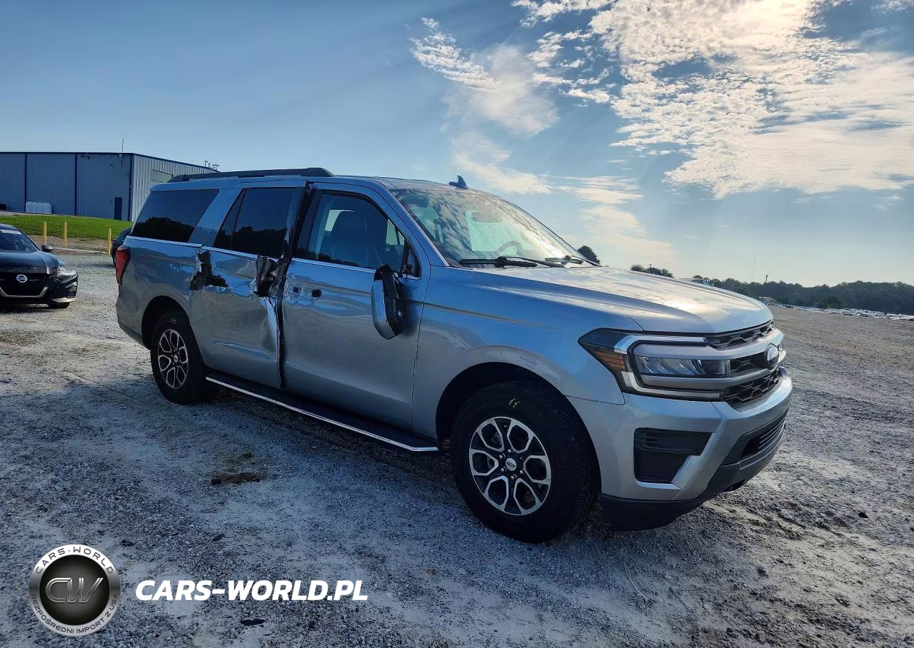 2023 Ford Expedition Max Xlt VIN:1FMJK1J8XPEA14571 - 4