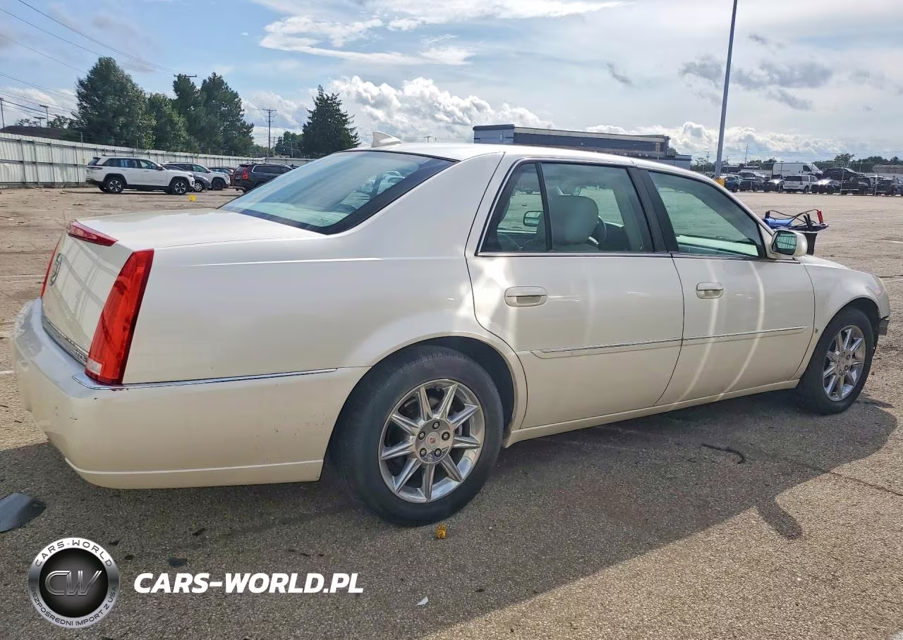 2010 Cadillac Dts Luxury Collection VIN:1G6KD5EY2AU106214 - 3