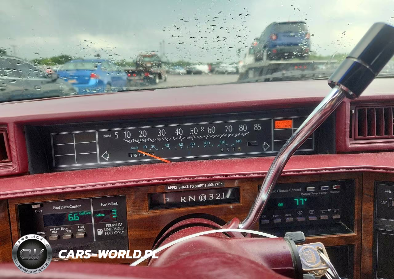 1992 Cadillac Deville VIN:1G6CD53B6N4230897 - 9