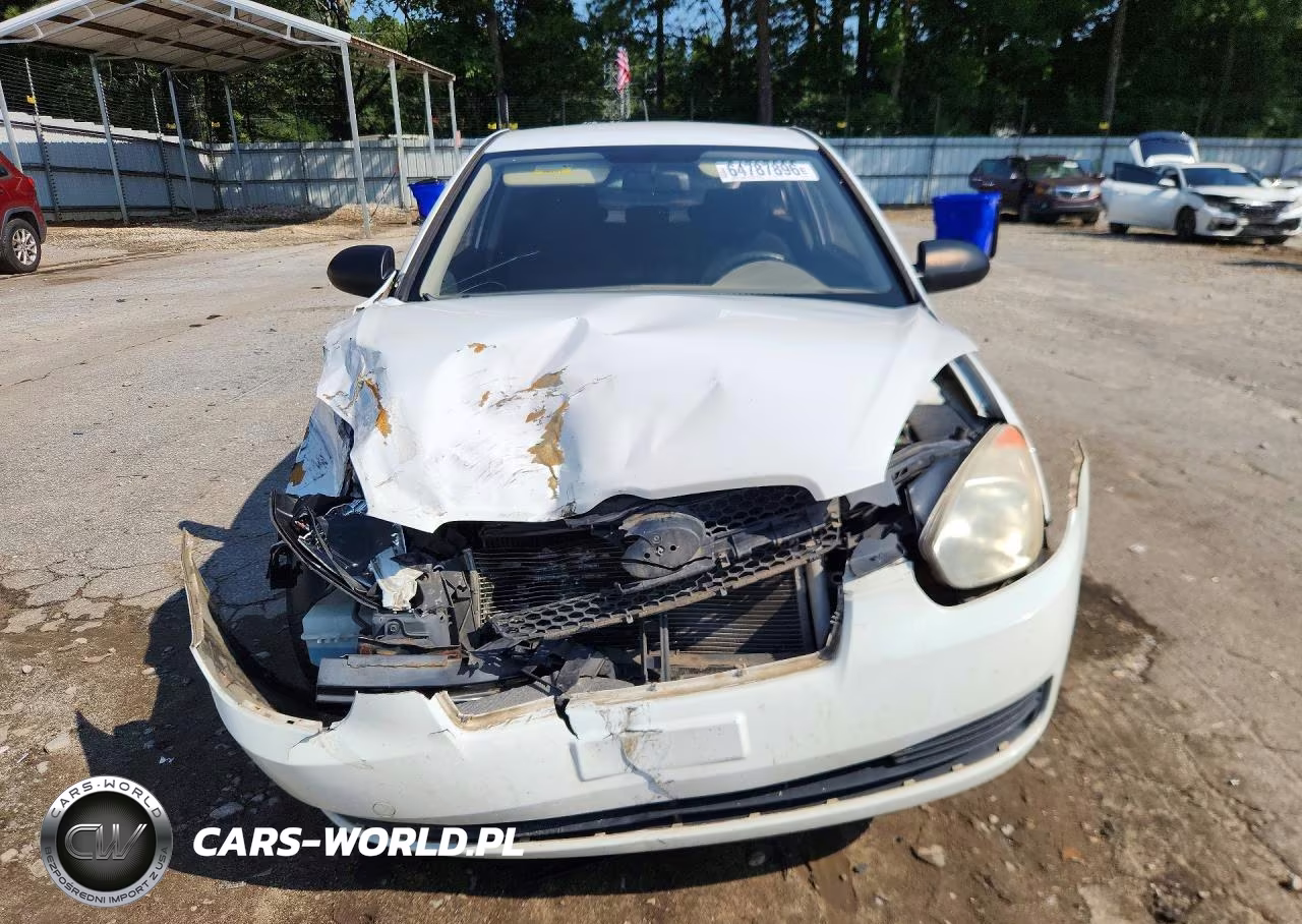 2008 Hyundai Accent Gs VIN:KMHCM36C38U059516 - 5