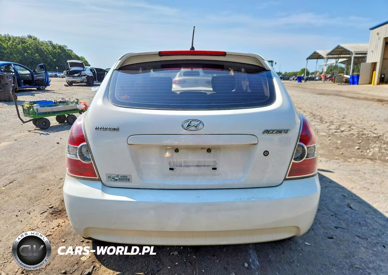 2008 Hyundai Accent Gs VIN:KMHCM36C38U059516 - 6